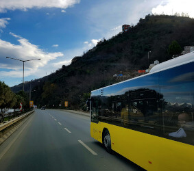 Wnętrze autokaru JEKA - komfortowe fotele dla pasażerów